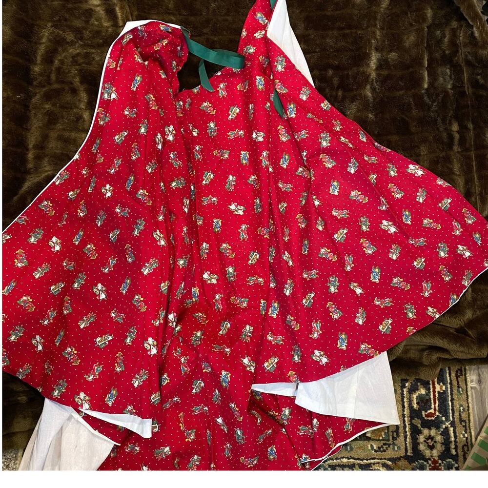 Bright‎ Red Christmas Print Custom Made Lined 36” Tree Skirt